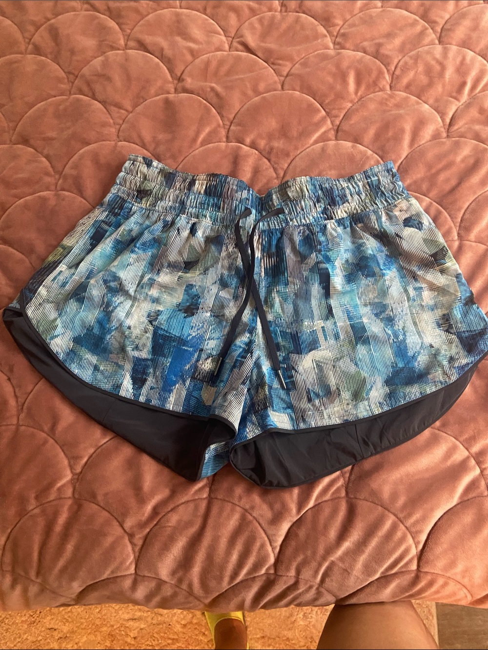 lululemon athletica Blue Abstract Print Reversible Athletic Shorts